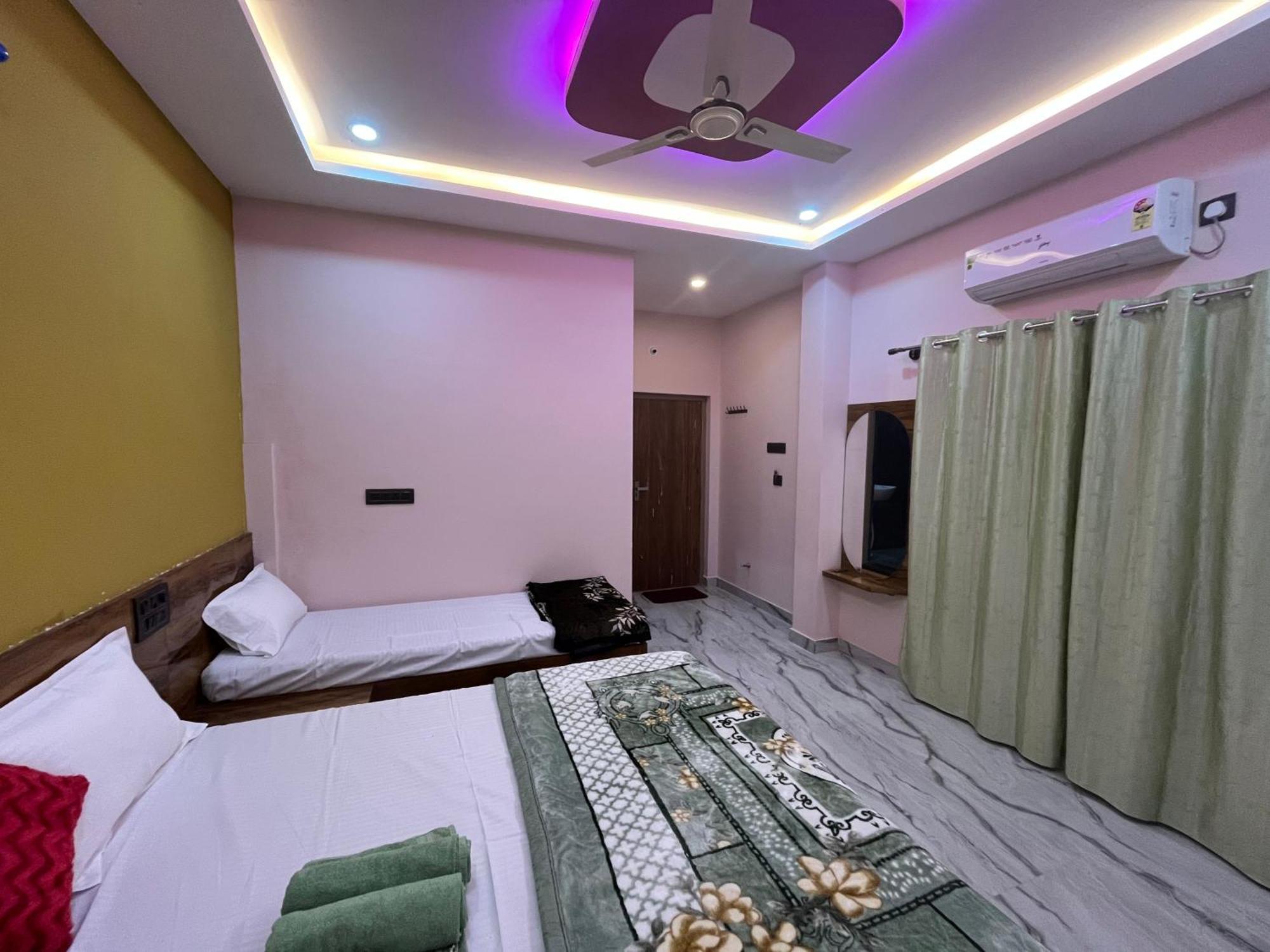Manoj Homestay Hampi Esterno foto